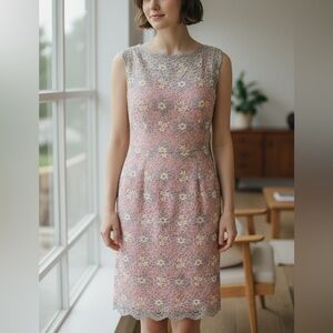 Maggy London ivory floral lace sheath dress pink and grey underlay Size 8